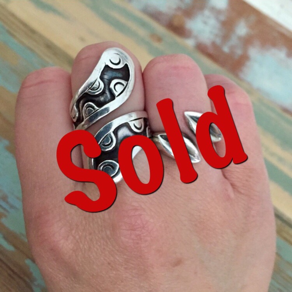 ❌SOLD❌ Los Ballesteros Sterling Bypass Ring